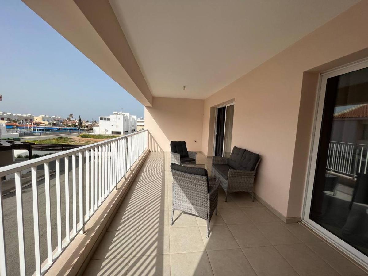 Greek Harmony Apartment Paralimni Exterior foto